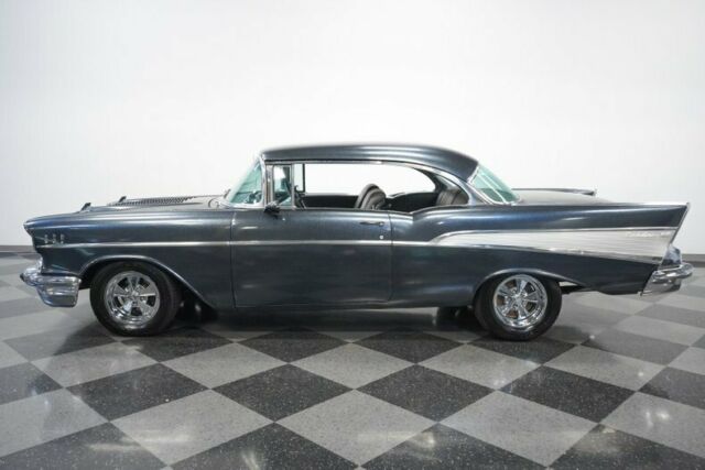 Chevrolet Bel Air/150/210 1957 image number 7