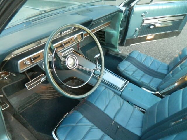 Ford Galaxie 1966 image number 12