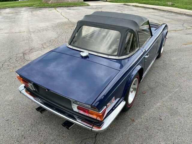 Triumph TR-6 1974 image number 20