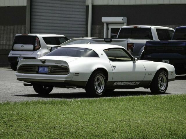 Pontiac Firebird 1978 image number 33