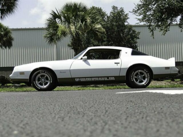 Pontiac Firebird 1978 image number 4