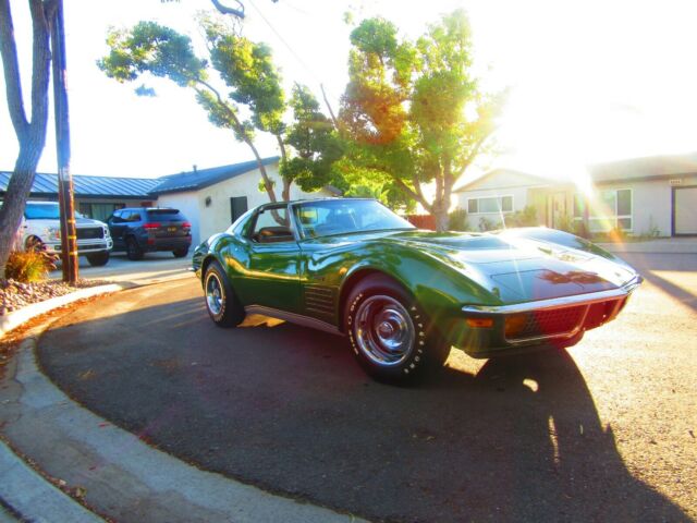 Chevrolet Corvette 1972 image number 32