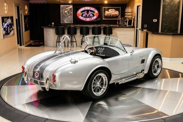 Shelby Cobra 1965 image number 11