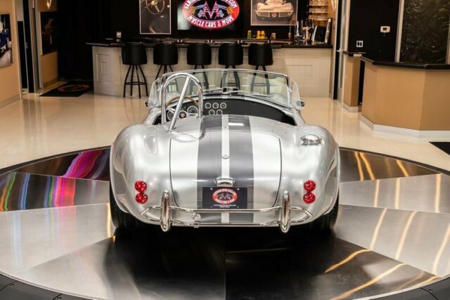 Shelby Cobra 1965 image number 13