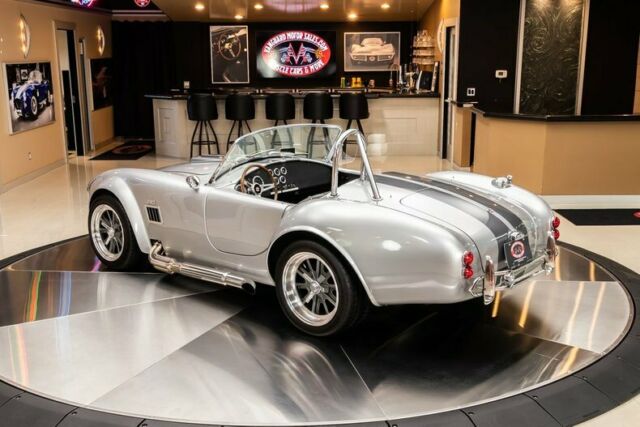 Shelby Cobra 1965 image number 15