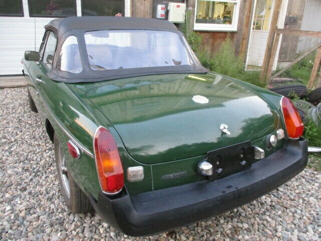 MG MGB 1978 image number 16