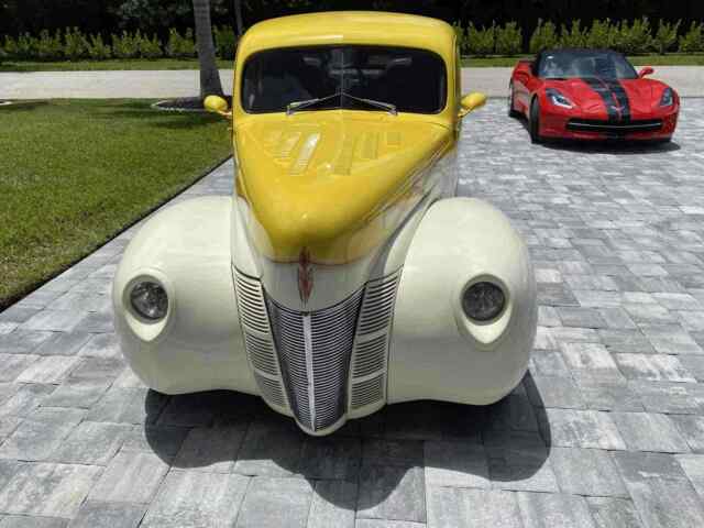 Ford Coupe 1940 image number 1