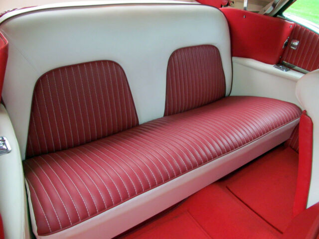 Buick Skylark 1953 image number 17