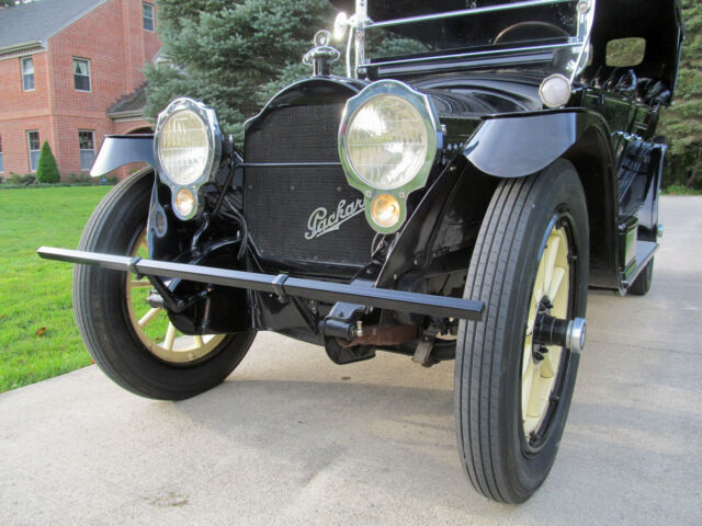 Packard Twin Six 1915 image number 19