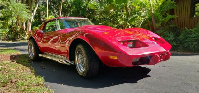 Chevrolet Corvette 1975 image number 15