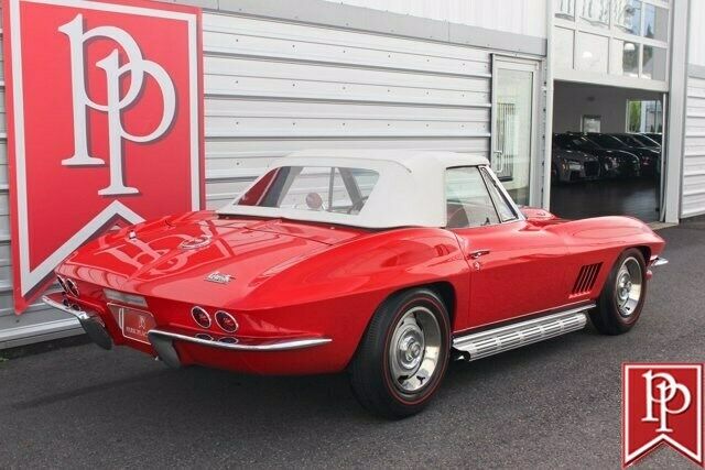 Chevrolet Corvette 1967 image number 16