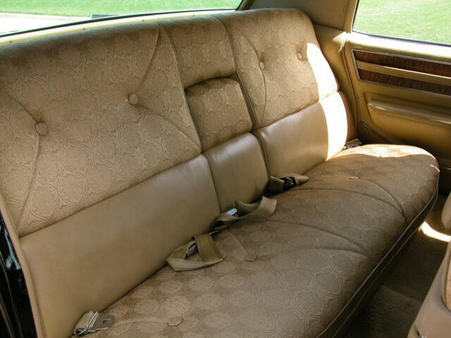 Cadillac Brougham 1970 image number 10