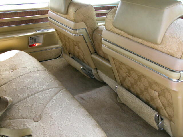 Cadillac Brougham 1970 image number 35