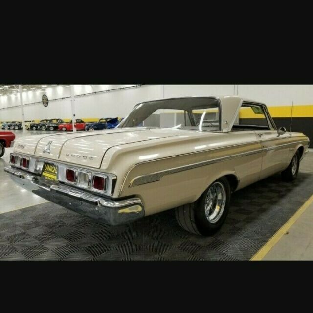 Dodge Polara 1964 image number 24