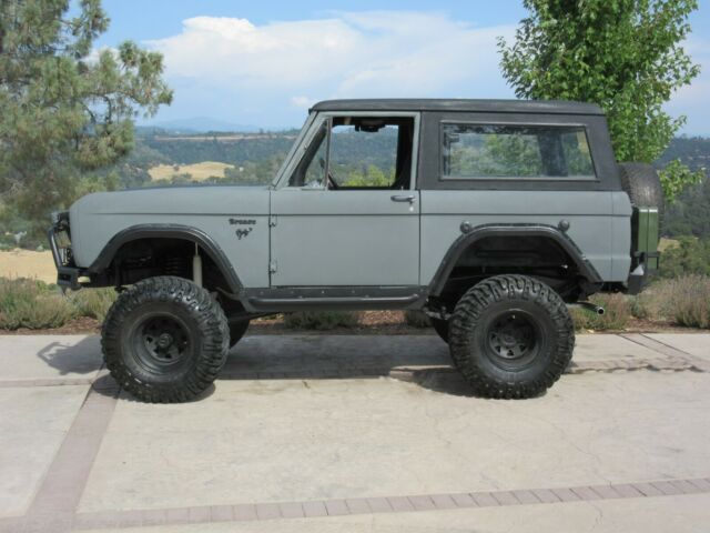 Ford Bronco 1966 image number 31