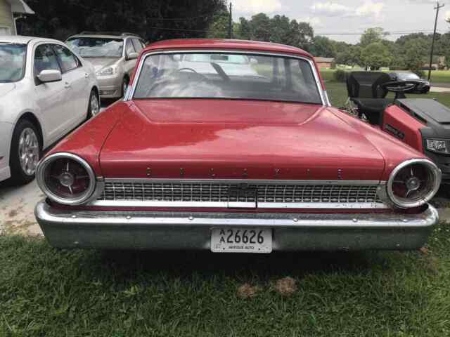 Ford Galaxie 500 1963 image number 15