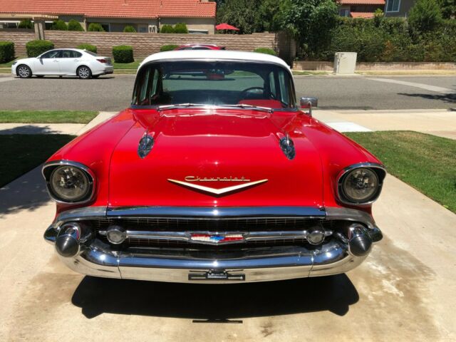 Chevrolet Bel Air/150/210 1957 image number 2