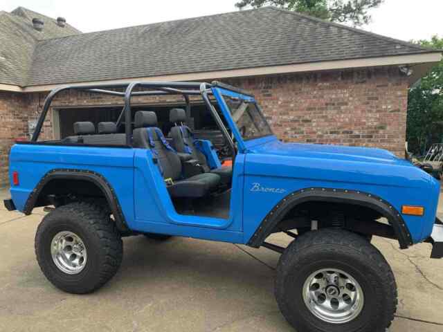 Ford Bronco 1977 image number 22