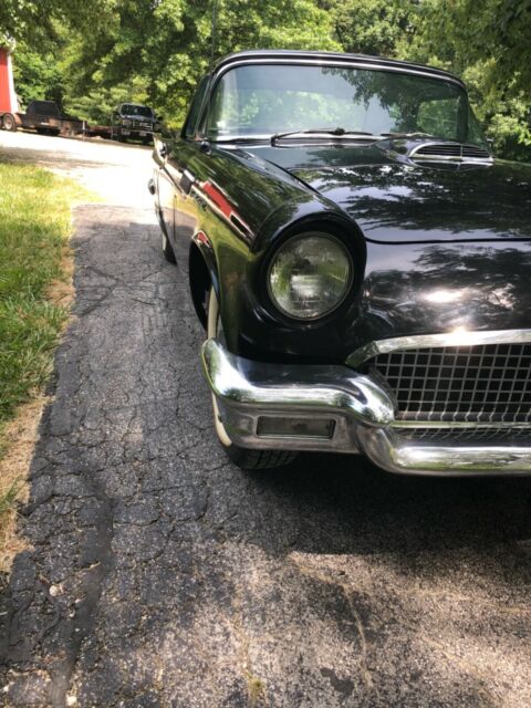 Ford Thunderbird 1957 image number 20