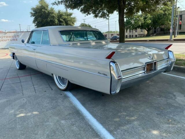 Cadillac DeVille 1964 image number 9