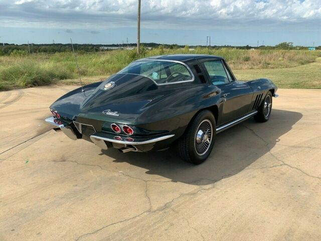 Chevrolet Corvette 1965 image number 20