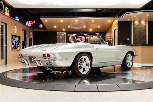 Chevrolet Corvette 1963 image number 38