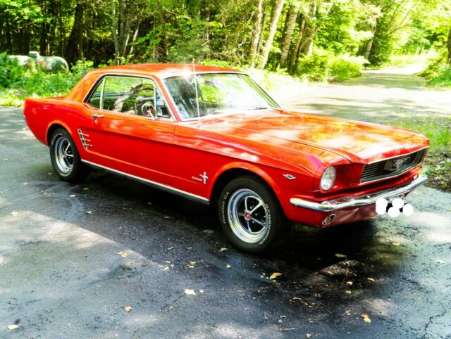 Ford Mustang 1966 image number 10