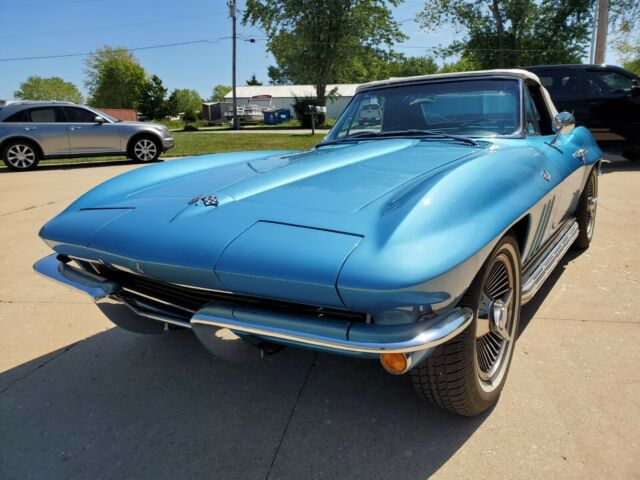 Chevrolet Corvette 1965 image number 1