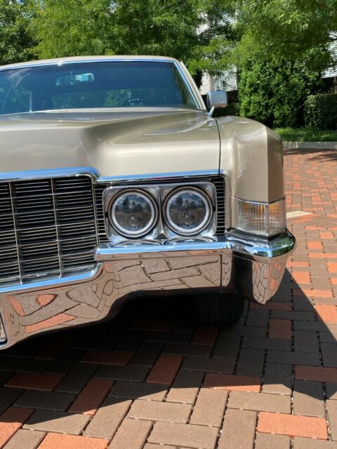 Cadillac DeVille 1969 image number 15