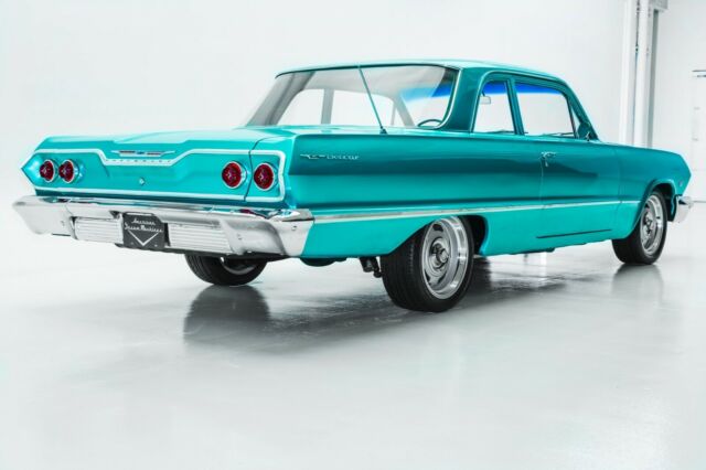 Chevrolet Bel Air/150/210 1963 image number 20