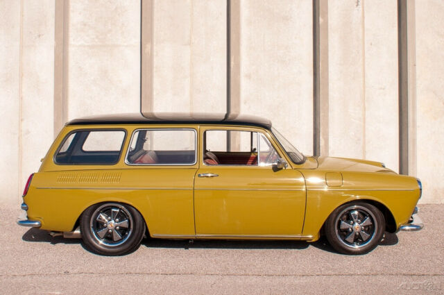 Volkswagen Squareback 1969 image number 4