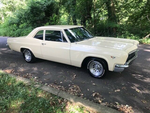 Chevrolet Biscayne 1966 image number 30