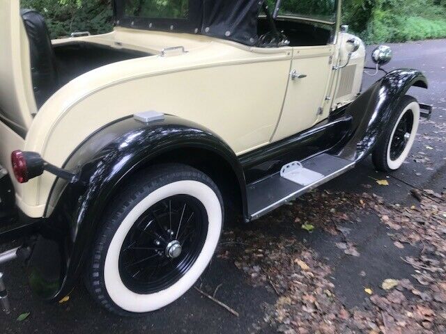 Ford Model A 1930 image number 12