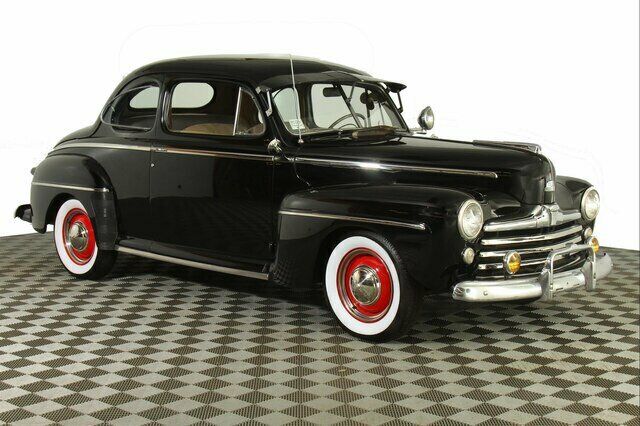 Ford SEDAN COUPE 1948 image number 3