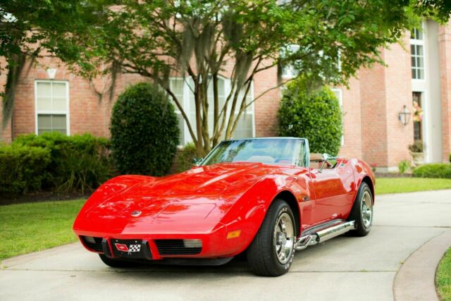 Chevrolet Corvette 1975 image number 22