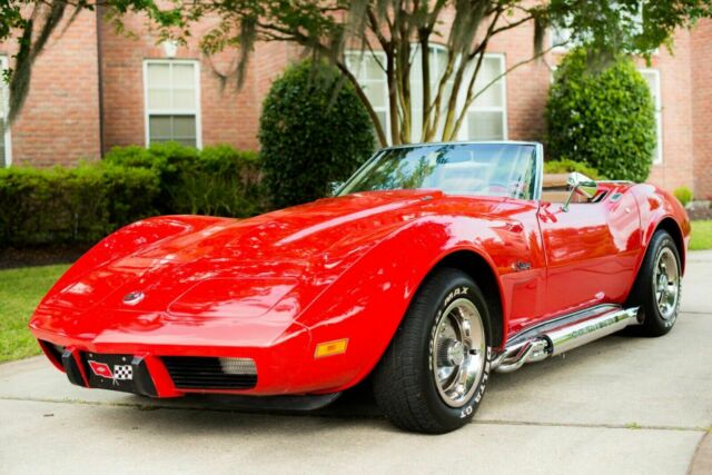 Chevrolet Corvette 1975 image number 29