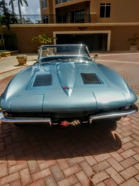 Chevrolet Corvette 1963 image number 2