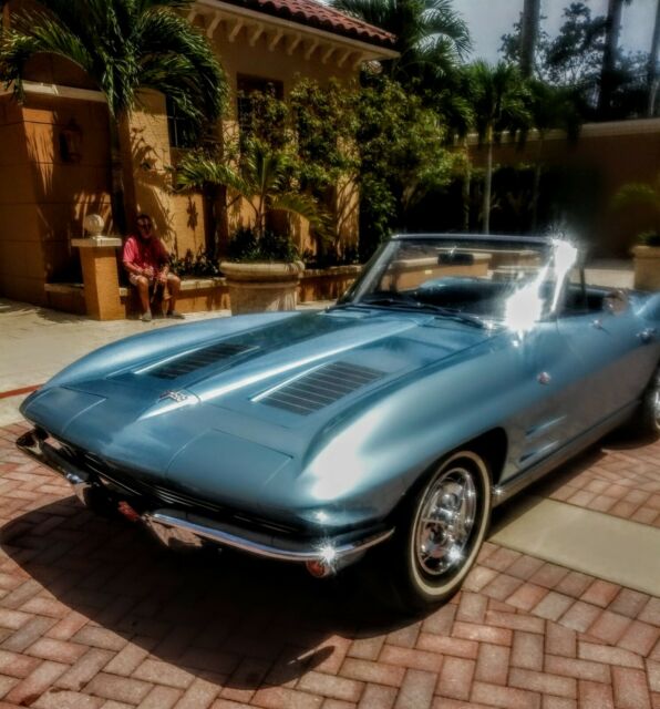 Chevrolet Corvette 1963 image number 24