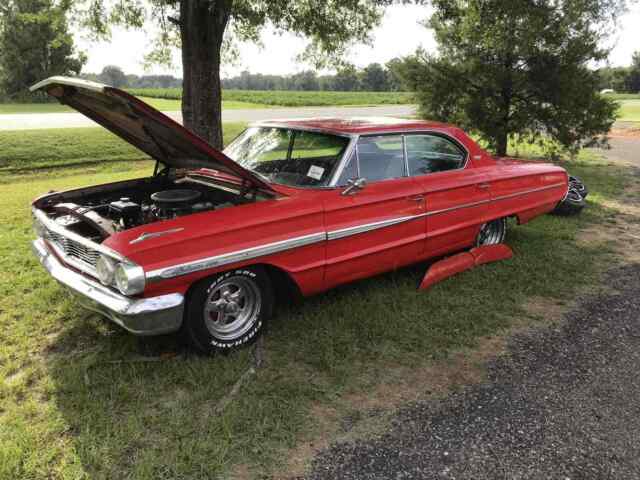 Ford Galaxie 500 1964 image number 11