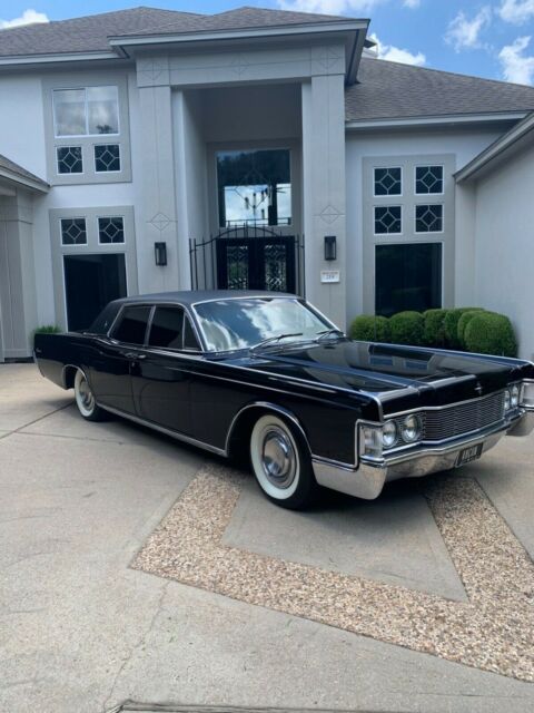 Lincoln Continental 1968 image number 0