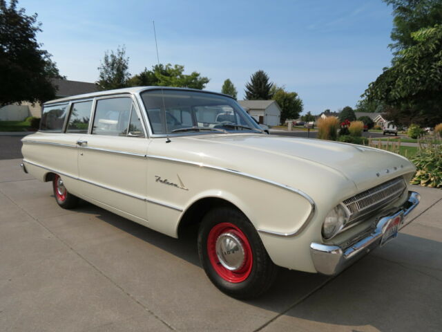 Ford Falcon 1961 image number 25