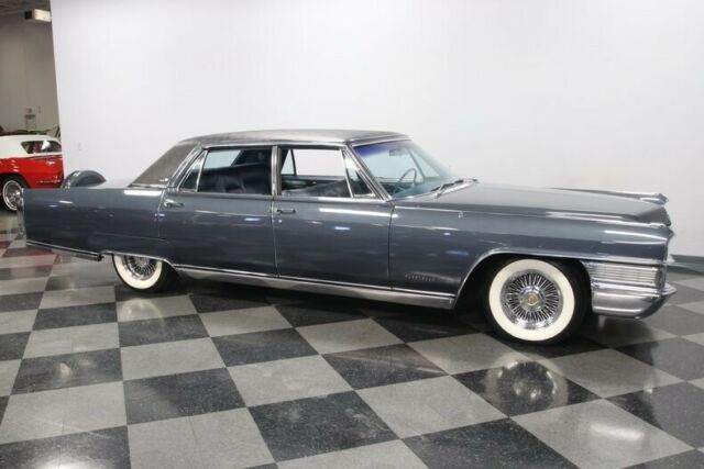 Cadillac Fleetwood 1965 image number 16