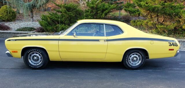 Plymouth Duster 1972 image number 1