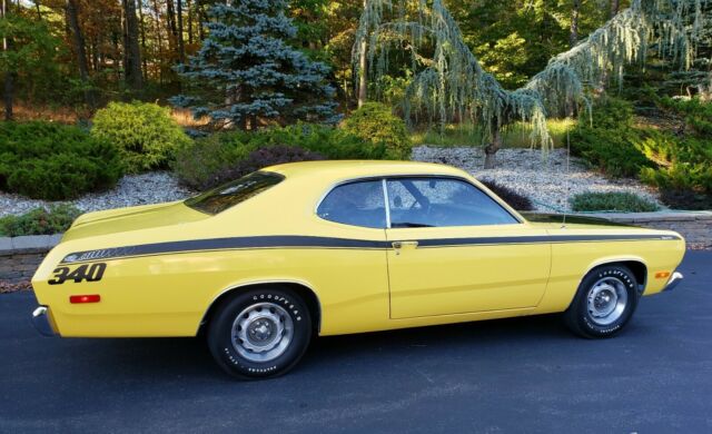 Plymouth Duster 1972 image number 10