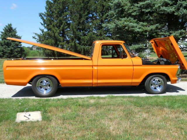 Ford F-150 1975 image number 30