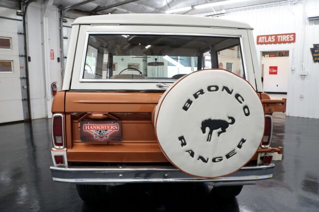 Ford Bronco 1974 image number 4