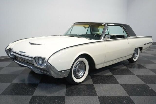 Ford Thunderbird 1962 image number 21