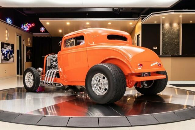 Ford 3 Window Coupe 1932 image number 14