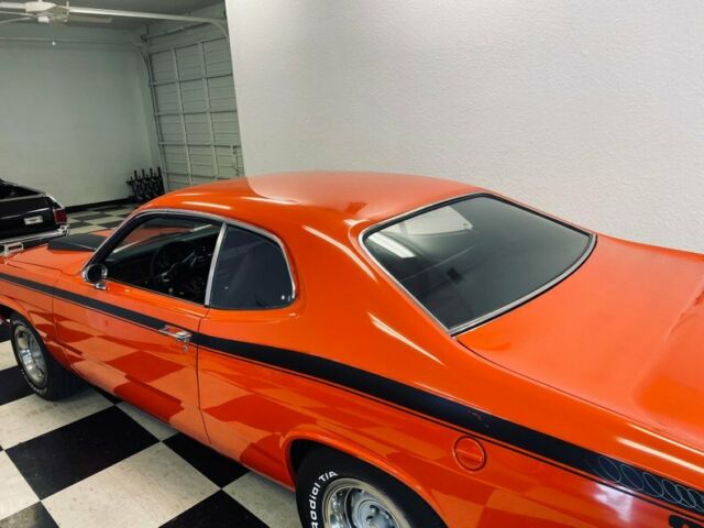 Plymouth Duster 1971 image number 18