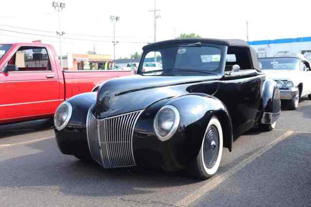 Ford Deluxe 1939 image number 13